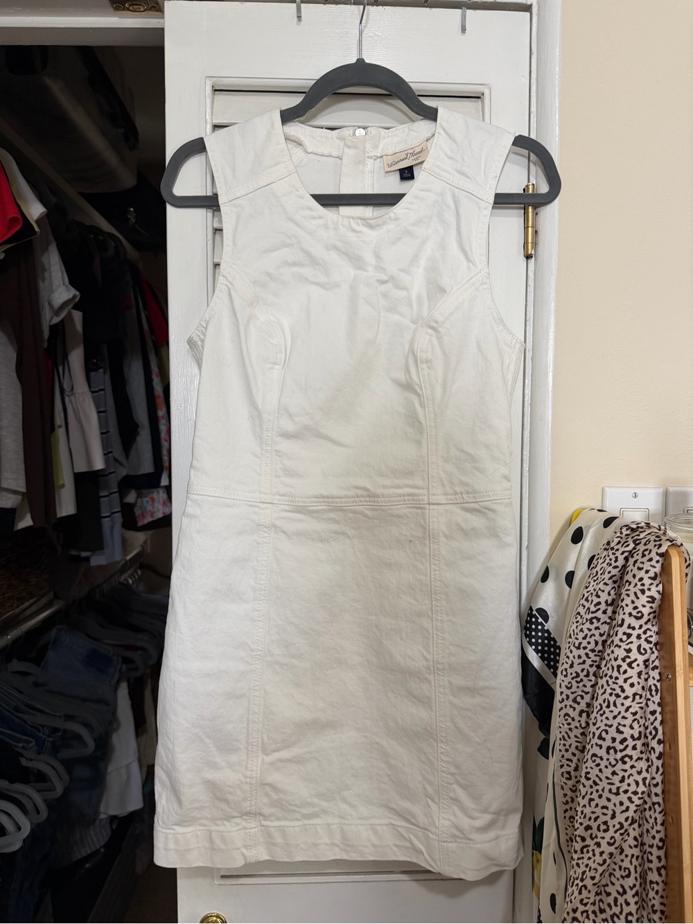 Women’s Universal Thread White Sleeveless Denim Dress 6